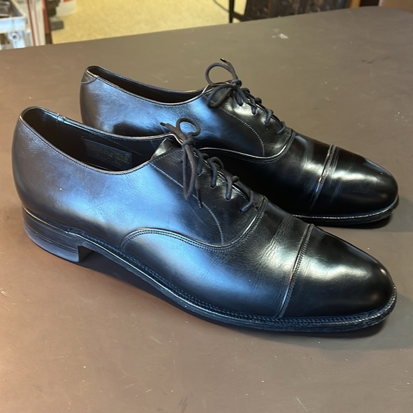 Barrie Ltd custom grade men’s size 10.5 B black leather Oxford cap toe shoes main image 8